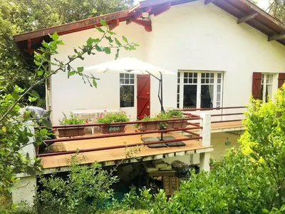 Jardin de l'établissement XAVIER 62 Maison Familiale 4 Chambres au Calme