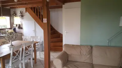 Coin salon dans l'établissement Village Océlandes 187