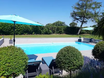 Piscine de l'établissement Gîte L'Ecureuil*** ou située à proximité