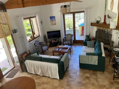 Télévision ou salle de divertissement dans l'établissement Villa au Pyla, Proximité Plage, Capacité 7 Pers. - FR-1-474-42