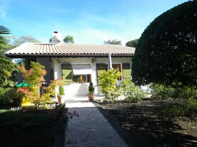 Jardin de l'établissement Villa au Pyla, Proximité Plage, Capacité 7 Pers. - FR-1-474-42