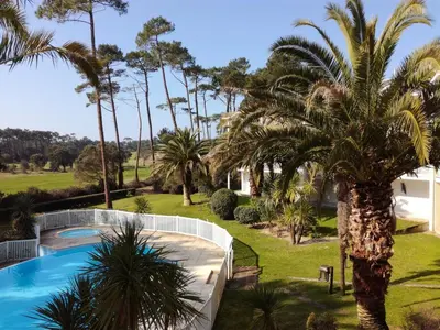 Piscine de l'établissement Location d Armelle - Moliets ou située à proximité