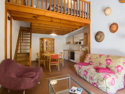 Coin salon dans l'établissement Holiday Home Juncades by Interhome