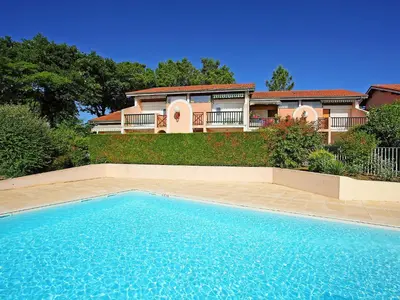 Piscine de l'établissement Apartment Le Gallia by Interhome ou située à proximité
