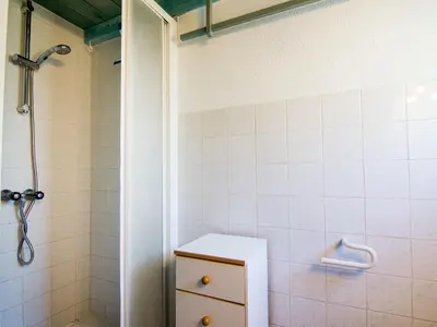 Salle de bains dans l'établissement Apartment Le Gallia by Interhome