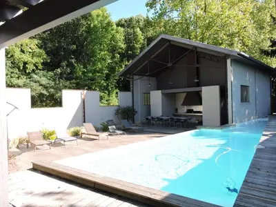 Piscine de l'établissement Holiday Home LA FORGE by Interhome ou située à proximité