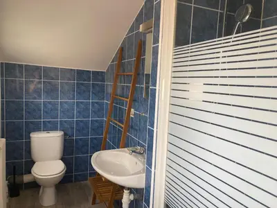 Salle de bains dans l'établissement Appartement 2/3 personnes à 10 minutes de Contis plage (Saint Julien en Born)