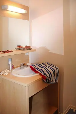 Un ou plusieurs lits dans un hébergement de l'établissement Cassen Holiday House with Pool