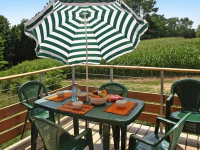 Boissons dans l'établissement Cassen Holiday for Eight Guests