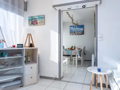 Cuisine ou kitchenette dans l'établissement Appartement lumineux proche plage, marché et océan, Seignosse - FR-1-239-448