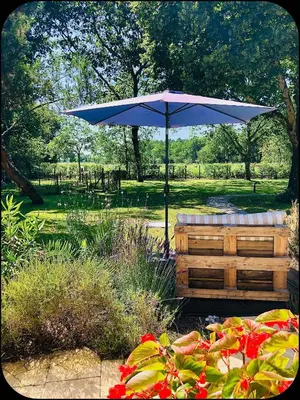 Jardin de l'établissement Au Clair Des Landes