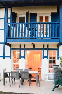 Balcon ou terrasse dans l'établissement Cottage 40 **** Beach Golf Surf à pieds