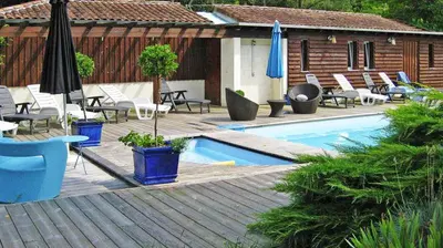Piscine de l'établissement Villa charmante à Saint-Vincent-de-Paul avec piscine privée ou située à proximité