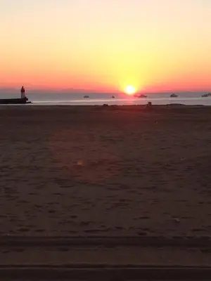 Lever ou coucher de soleil vu de l'appartement ou à proximité