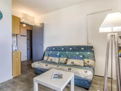 Coin salon dans l'établissement Apartment Trinquart-6 by Interhome