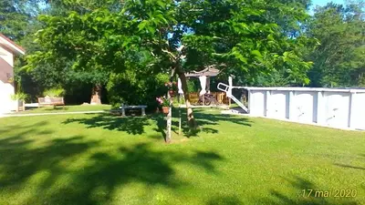 Jardin de l'établissement Le Clos des Palombes WIFI CLIMATISATION