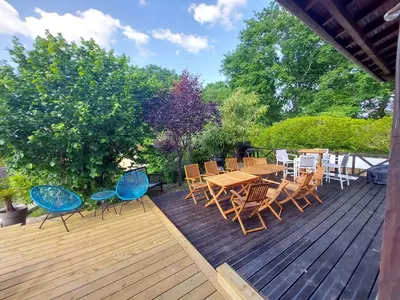 Jardin de l'établissement VILLA FLEUR DES PINS 6 PERSONNES 140m2 PETIT NICE