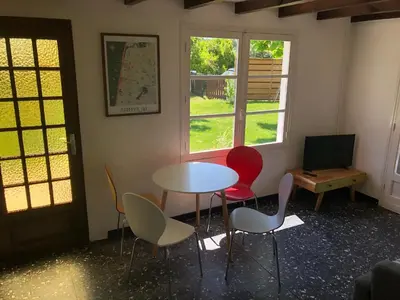 Télévision ou salle de divertissement dans l'établissement Villa Orcas