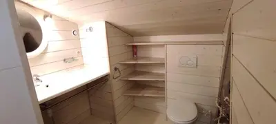 Salle de bains dans l'établissement Villa TENY