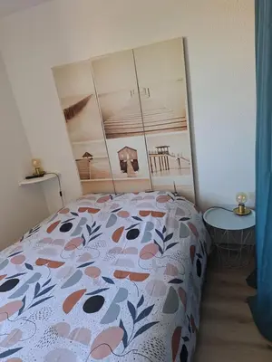 Un ou plusieurs lits dans un hébergement de l'établissement appartement T2bis idealement situé au bord du lac marin de Vieux Boucau