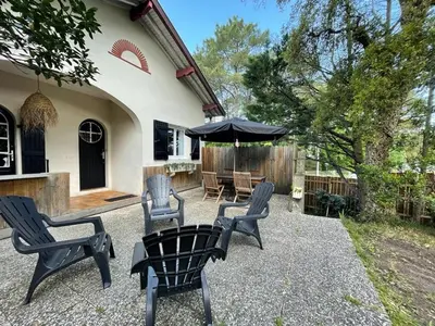 Jardin de l'établissement Villa Landaise Rénovée Proche Plages - Jardin et Terrasse Privatifs - FR-1-413-80
