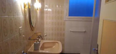 Salle de bains dans l'établissement chambre d'hôte