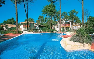 Piscine de l'établissement Résidence Odalys Domaine Les Greens du Bassin d'Arcachon ou située à proximité