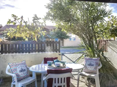 Balcon ou terrasse dans l'établissement Maison T2 mezzanine près de l'océan - 5/6 personnes - terrasse et parking privé - 40600 Biscarrosse - FR-1-521-23