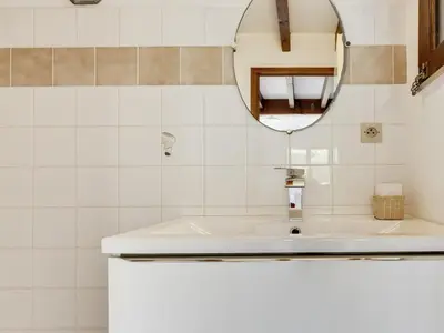 Salle de bains dans l'établissement Maison 5 pers. à Biscarrosse - Calme, proche plages, jardin, terrasse, parking - FR-1-521-25