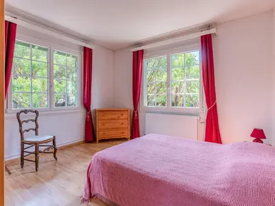 Un ou plusieurs lits dans un hébergement de l'établissement Maison 3 chambres à Biscarrosse, jardin, 6 pers. - FR-1-521-53