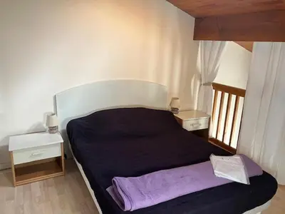 Un ou plusieurs lits dans un hébergement de l'établissement Maison Jumelée à Biscarrosse Plage, Proche Océan et Centre, 6 Pers, Parking Privé, Récent, Non Fumeur - FR-1-521-67