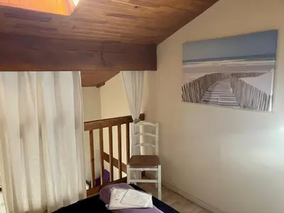 Un ou plusieurs lits dans un hébergement de l'établissement Maison Jumelée à Biscarrosse Plage, Proche Océan et Centre, 6 Pers, Parking Privé, Récent, Non Fumeur - FR-1-521-67