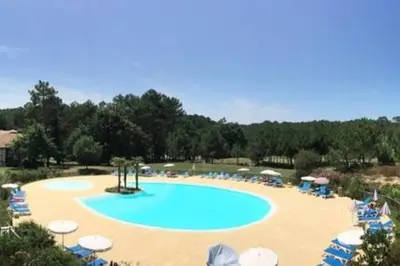 Piscine de l'établissement Résidence de vacances Domaine de Gascogne,grand appt 6 personnes 42m2 ou située à proximité