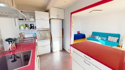 Cuisine ou kitchenette dans l'établissement ANCRE - Appartement de Vacances Vue Mer