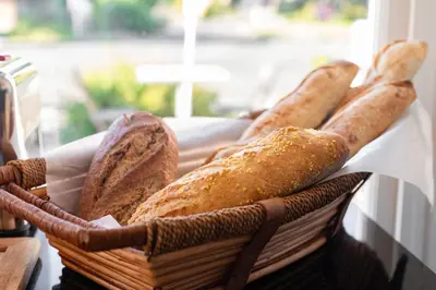 Nourriture dans l'hôtel ou à proximité