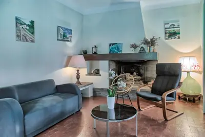 Coin salon dans l'établissement Villa Le Menez Avec Vue Sur Le Lac Marin Pour 10 Personnes