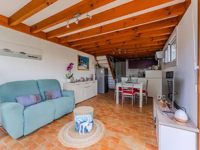 Cuisine ou kitchenette dans l'établissement Maison T3 près du lac de Biscarrosse, secteur boisé, terrasse & jardin, pour 4 pers., 2 étoiles - FR-1-521-96