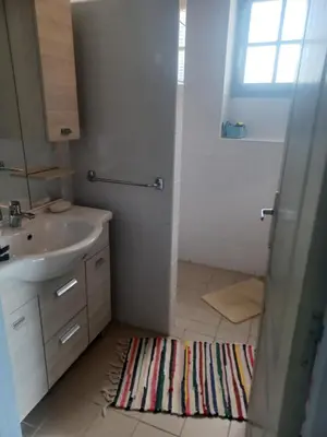 Salle de bains dans l'établissement LE Gîte DE LA GRANGE DE BROUSTIC