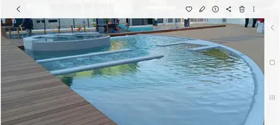 Piscine de l'établissement villages sous les pins b7 ou située à proximité
