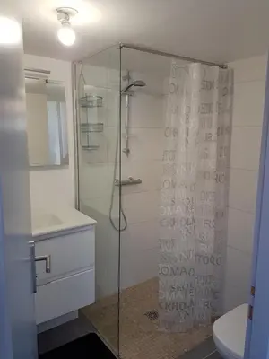 Salle de bains dans l'établissement DUPLEX BASSIN D'ARCACHON
