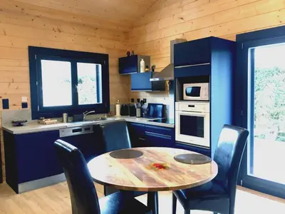 Cuisine ou kitchenette dans l'établissement La KJOTTE
