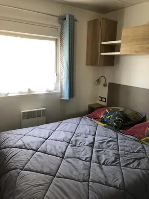 Un ou plusieurs lits dans un hébergement de l'établissement Mobile Home - Les Dunes de Contis
