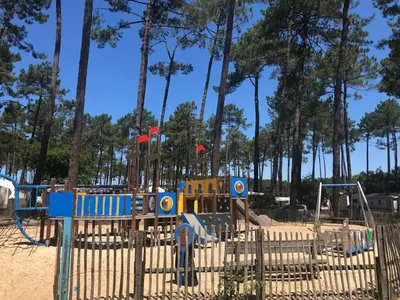 Aire de jeux pour enfants de l'établissement Mobile Home - Les Dunes de Contis