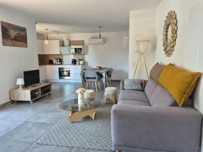 Coin salon dans l'établissement Villa L'espourguit proche de l'océan et de la forêt