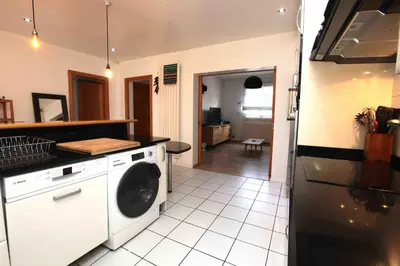 Cuisine ou kitchenette dans l'établissement Deluxe and luminous apartment front of the sea