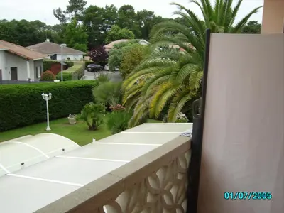 Jardin de l'établissement CHEZ MARTINE Appt climatisé 1 Chambre