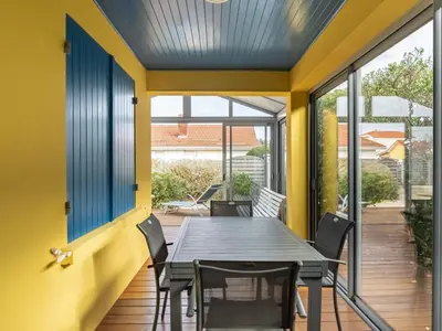 Balcon ou terrasse dans l'établissement Villa T4 à Biscarrosse Plage, jardin privé, WiFi, 50m de la plage, 6 personnes - FR-1-521-150
