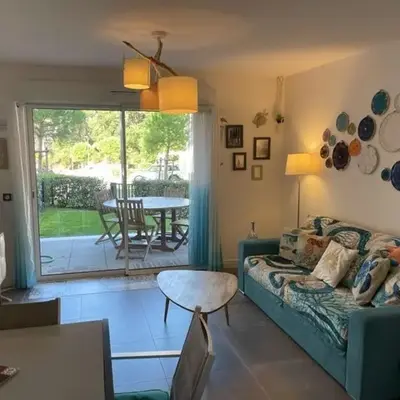 Appartement de standing avec jardin privatif