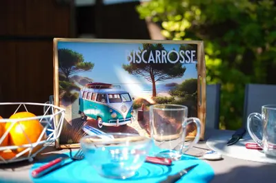 Boissons dans l'établissement Maisonnette au pied de l'Océan avec terrasse