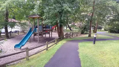 Aire de jeux pour enfants de l'établissement appartement en residence PIERRE ET VACANCE au golf